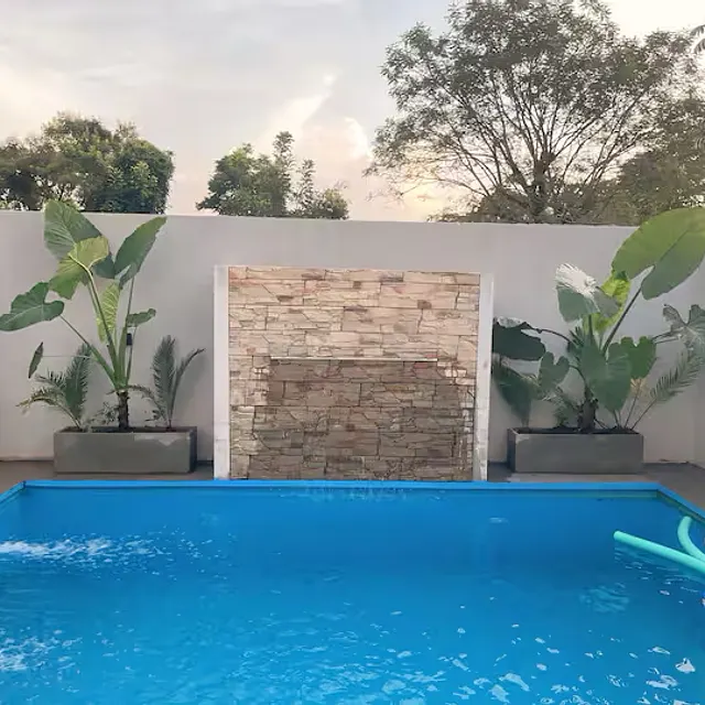 Moderno Loft con Piscina Privada en Encarnación