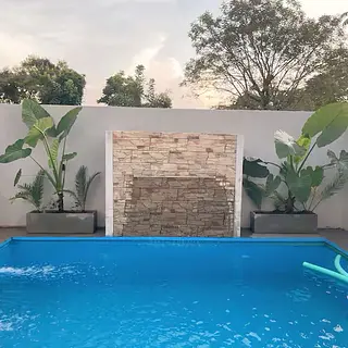 Moderno Loft con Piscina Privada en Encarnación